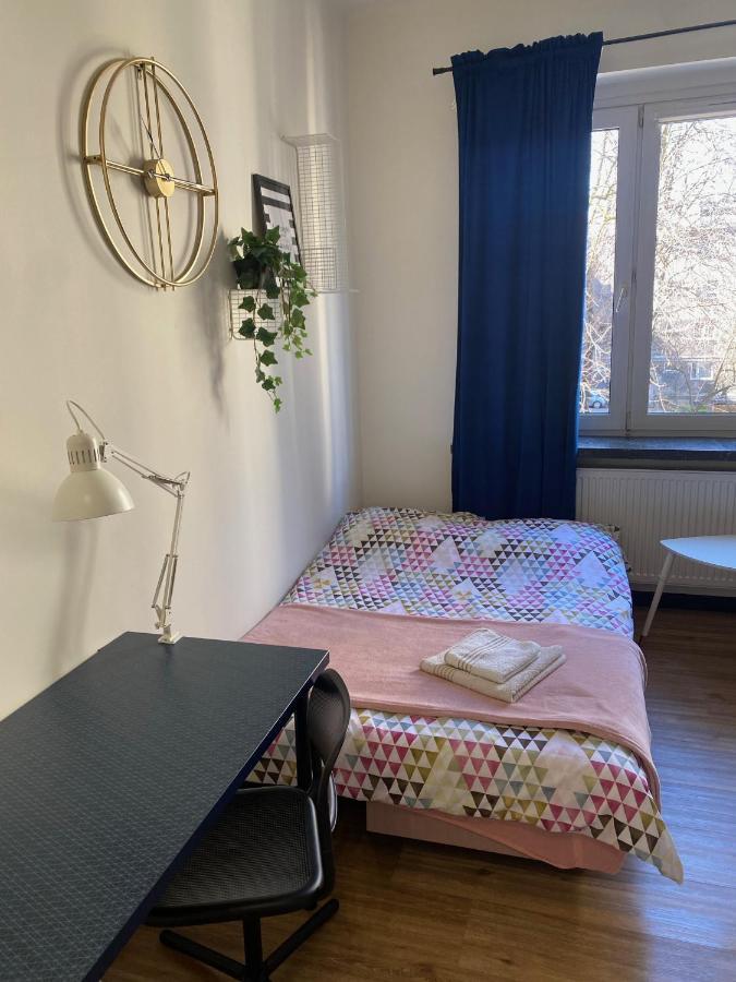 Przytulny I Nowoczesny Apartament Malgosi, 10 Min Pieszo Od Dworca I Galerii Katowice Exterior photo